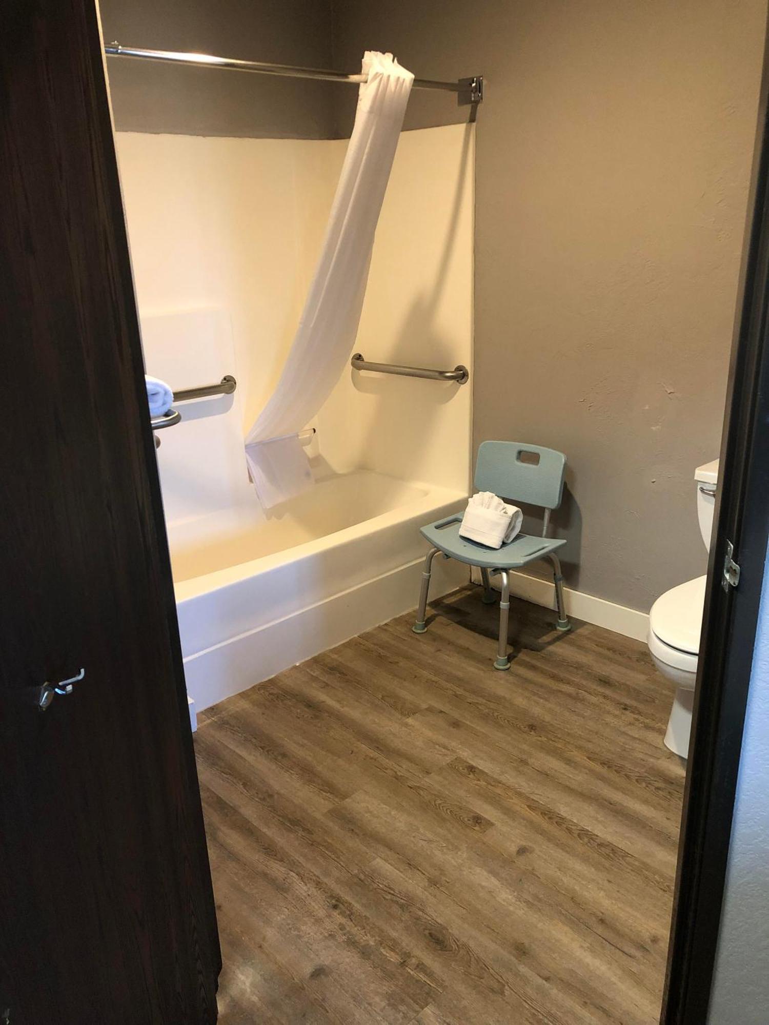 New Victorian Inn - Sioux City Ngoại thất bức ảnh